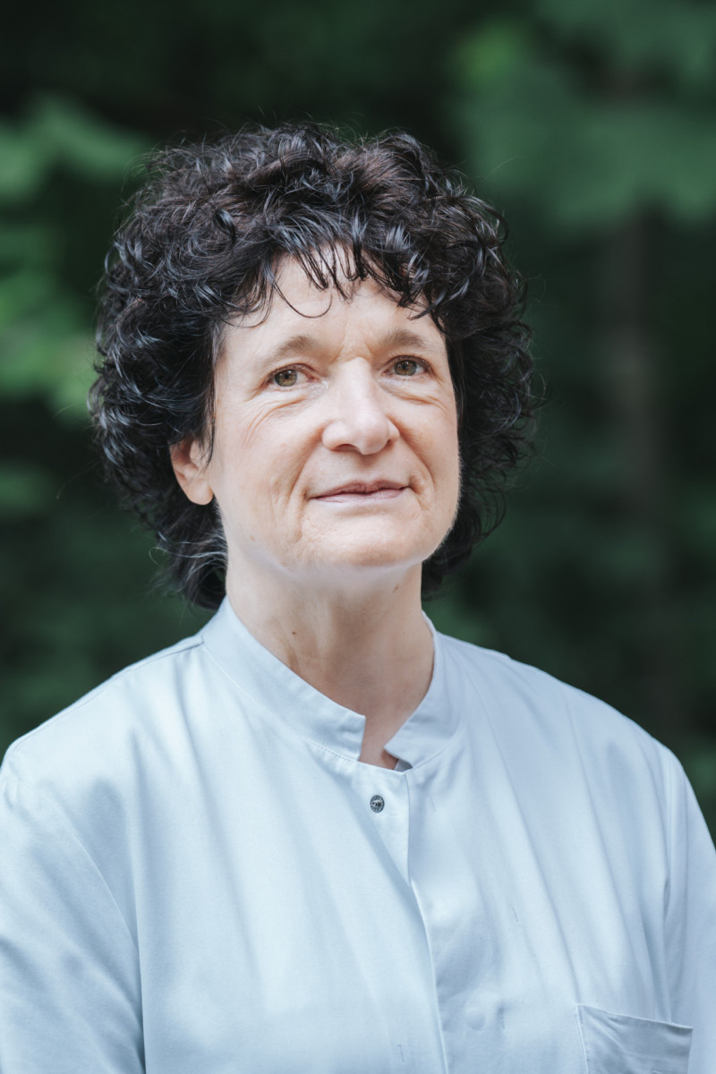 Dr. med. Angela Nieder