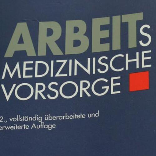 Ansicht eines Buches zur Arbeitsmedizinischen Vorsorge