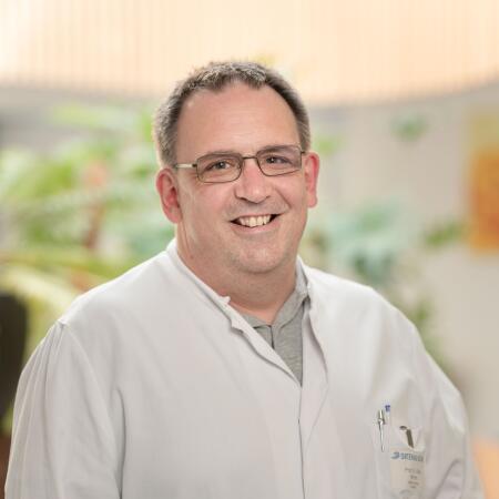 Prof. Dr. med. Felix Momm